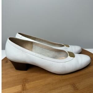 Women's Salvatore Ferragamo Boutique White Leather Ballet Heel Gold Buckle Sz 6
